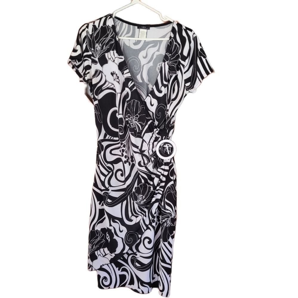 Vex Collection Black And White Floral Print
